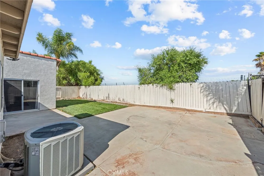 27620 Connie Menifee, CA 92586