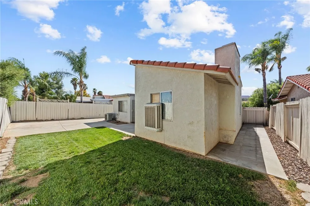 27620 Connie Menifee, CA 92586