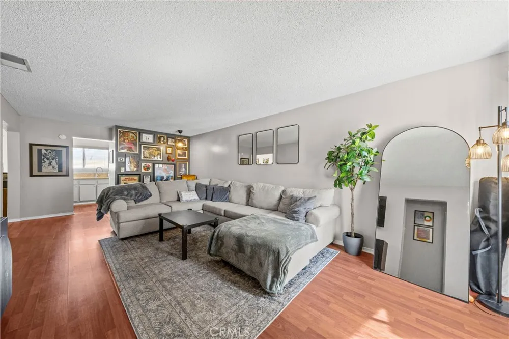27620 Connie Menifee, CA 92586