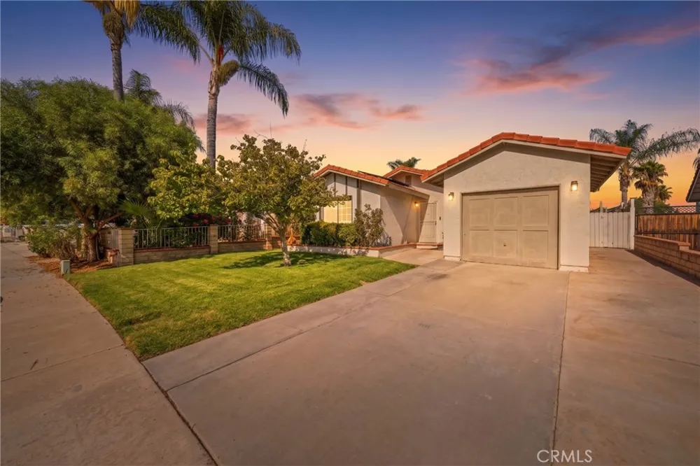 27620 Connie Menifee, CA 92586