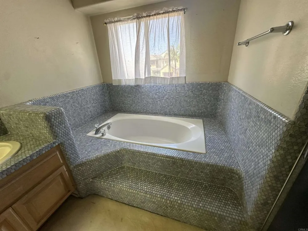 41 SPINNAKER WAY Coronado, CA 92118