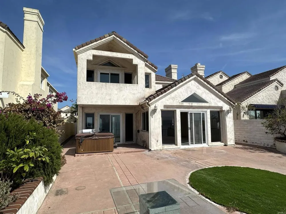 41 SPINNAKER WAY Coronado, CA 92118