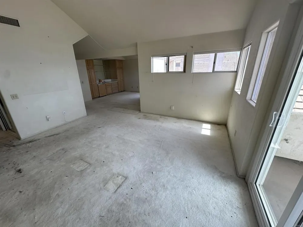 41 SPINNAKER WAY Coronado, CA 92118