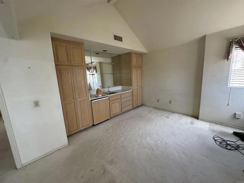 41 SPINNAKER WAY Coronado, CA 92118