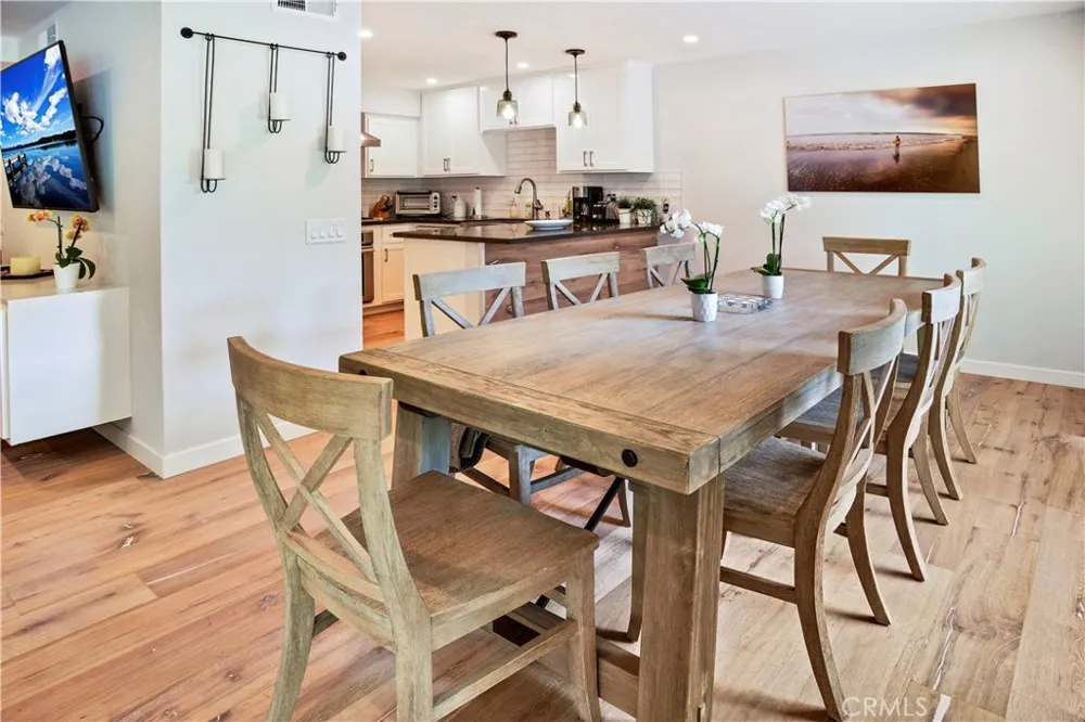 2112 Vista Dorado Newport Beach, CA 92660