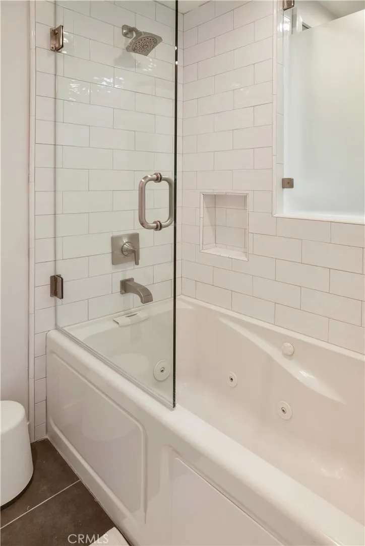 2112 Vista Dorado Newport Beach, CA 92660