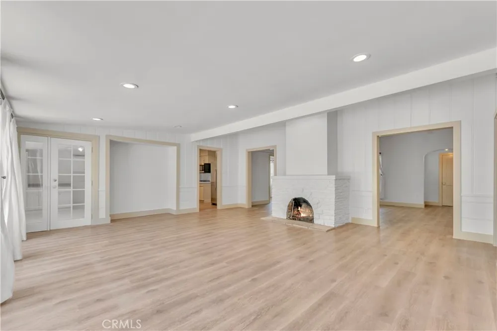 11944 Hesby Street Valley Village, CA 91607