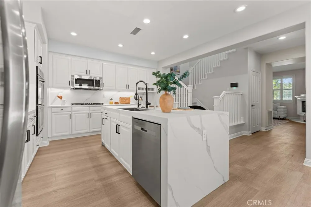 113 Sanctuary Irvine, CA 92620