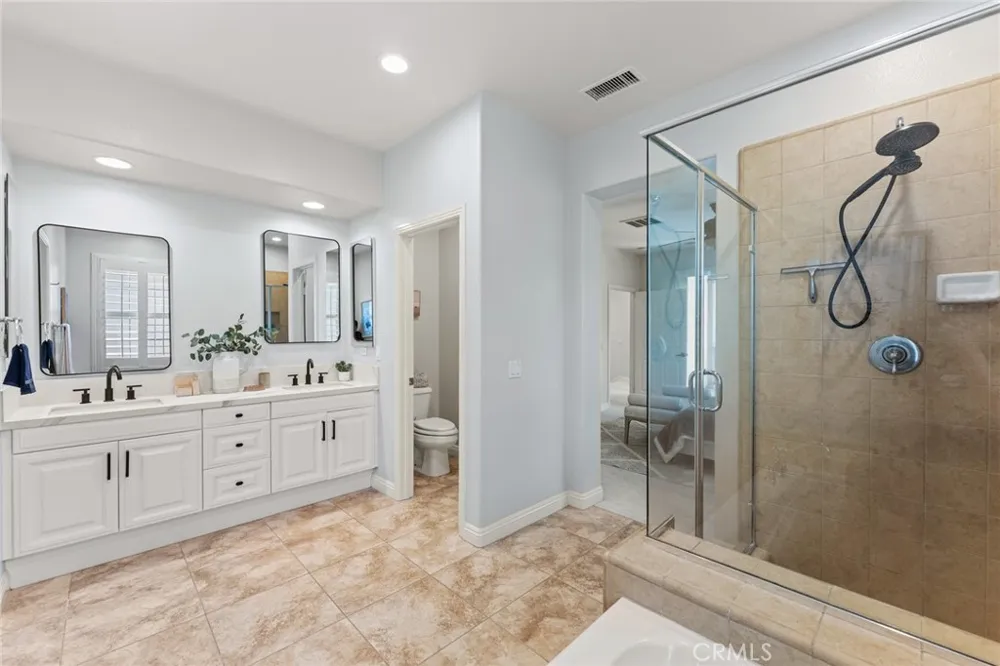 113 Sanctuary Irvine, CA 92620