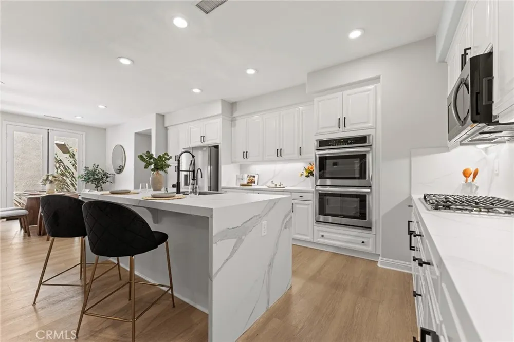 113 Sanctuary Irvine, CA 92620