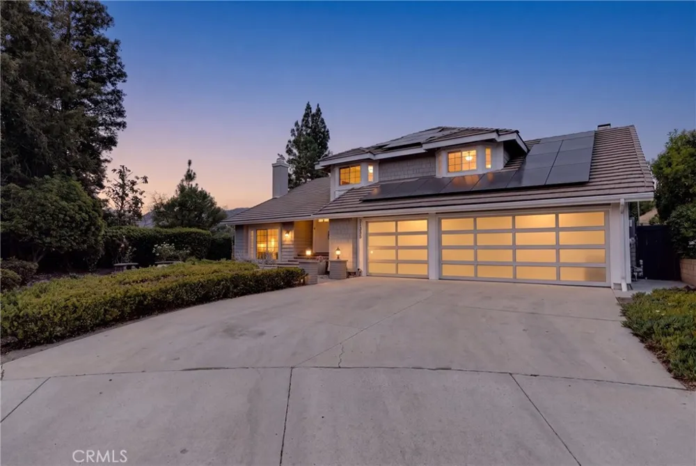 21335 Dove Chatsworth, CA 91311