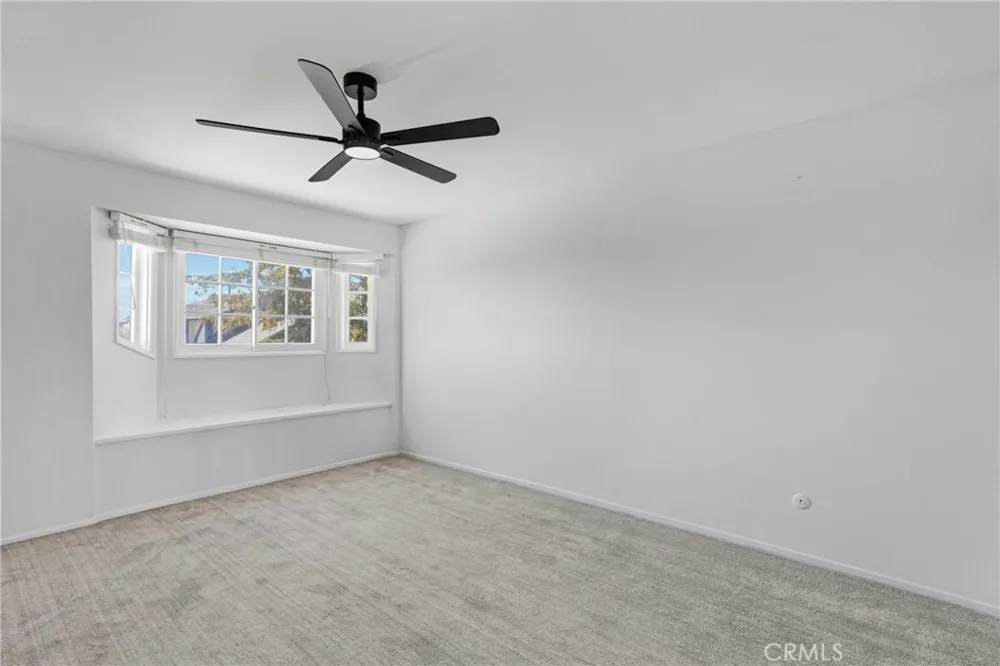 21335 Dove Chatsworth, CA 91311