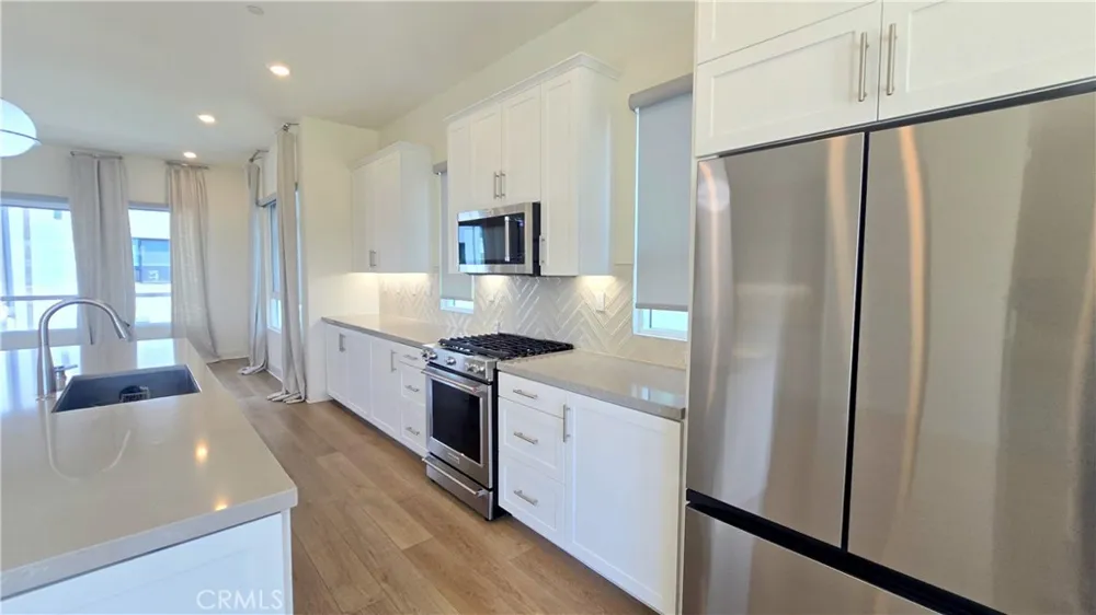 2245 Skylar Place Tustin, CA 92782