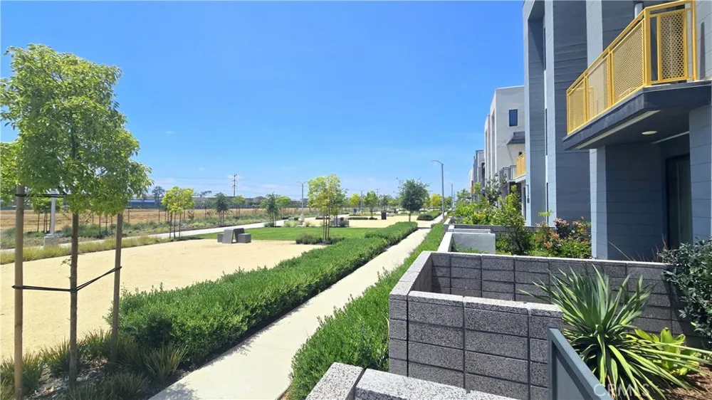 2245 Skylar Place Tustin, CA 92782