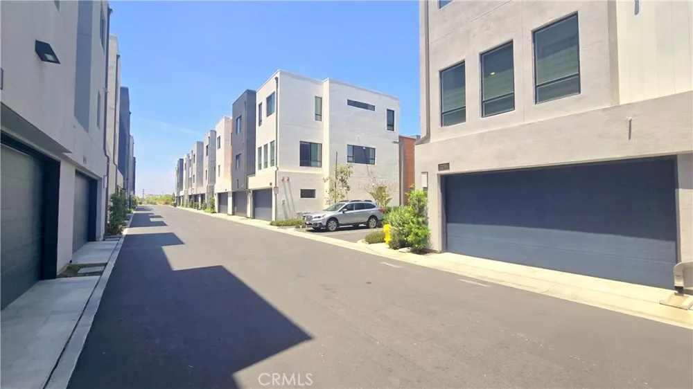 2245 Skylar Place Tustin, CA 92782
