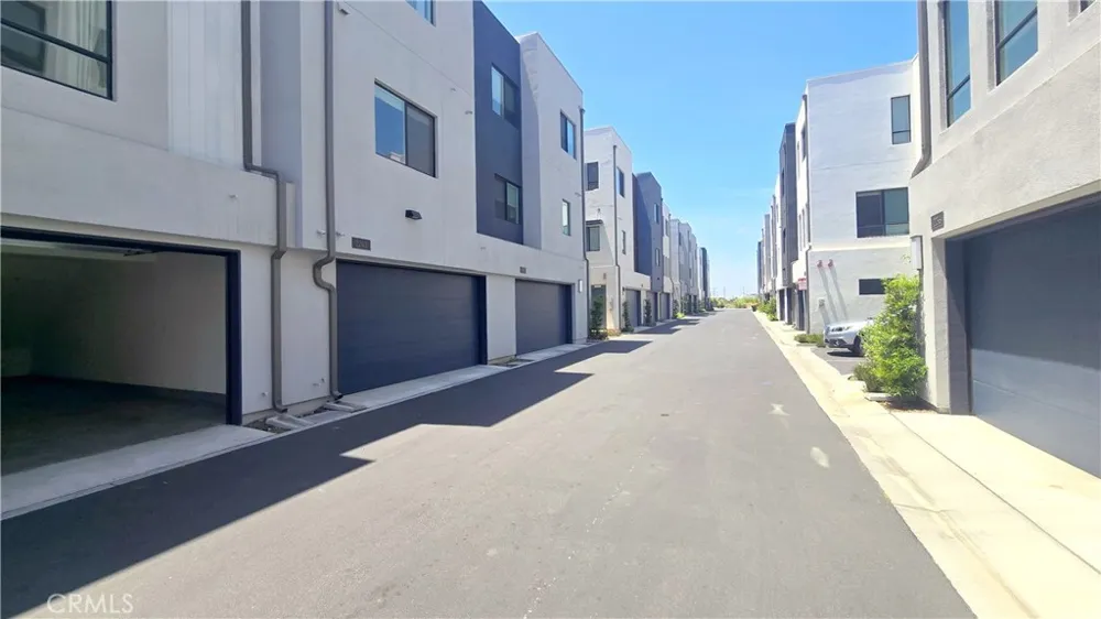 2245 Skylar Place Tustin, CA 92782