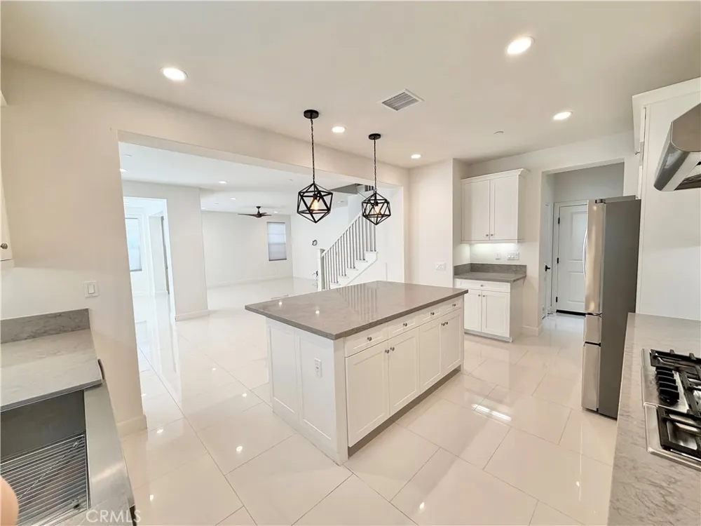 110 Briar Rose Irvine, CA 92618