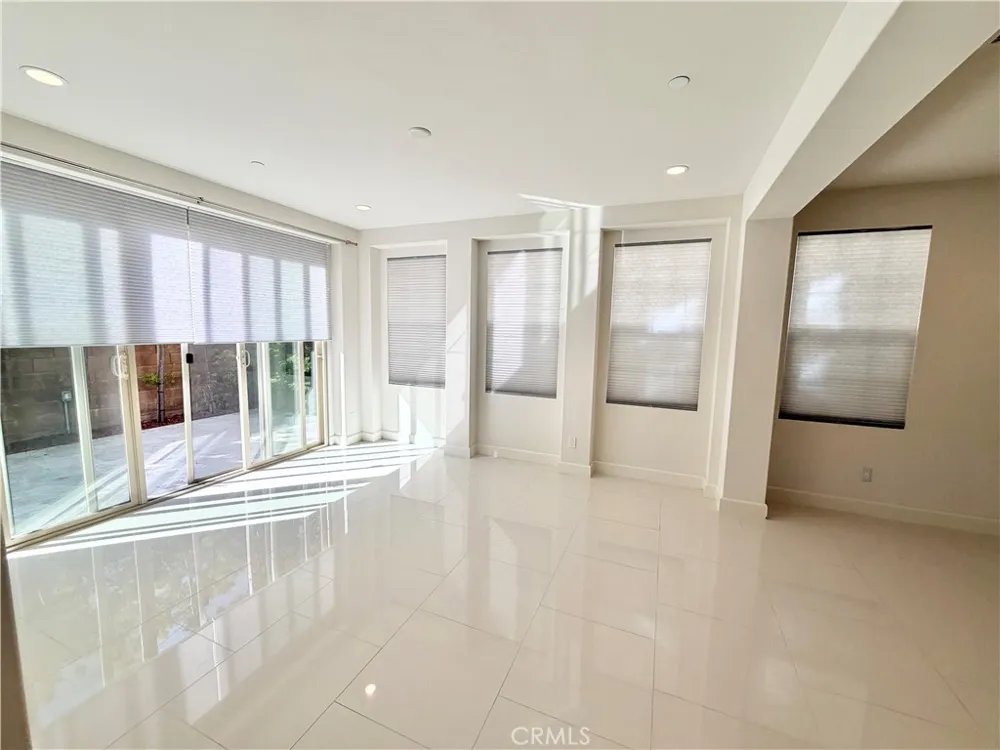 110 Briar Rose Irvine, CA 92618