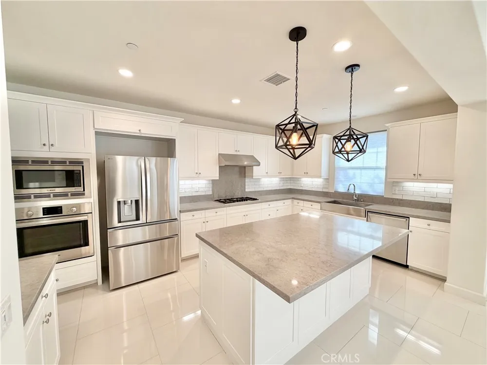 110 Briar Rose Irvine, CA 92618