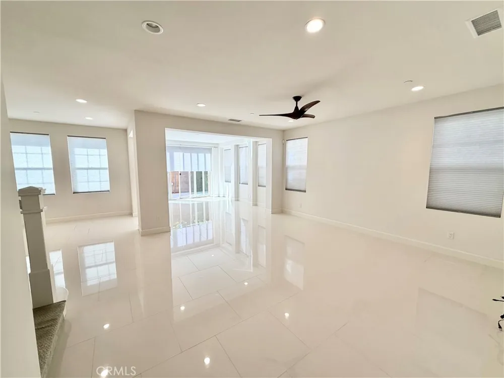110 Briar Rose Irvine, CA 92618