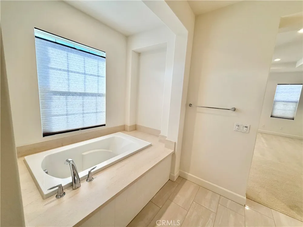 110 Briar Rose Irvine, CA 92618