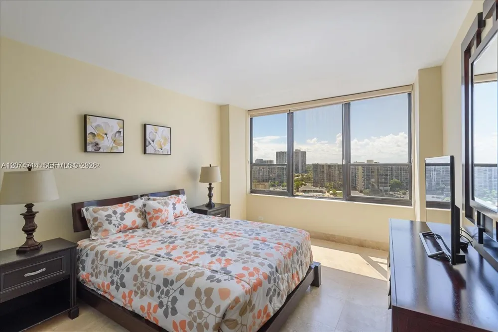 3505 S Ocean Dr #1101 Hollywood, FL 33019
