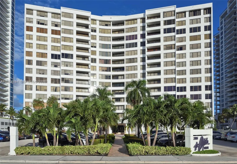 3505 S Ocean Dr #1101 Hollywood, FL 33019