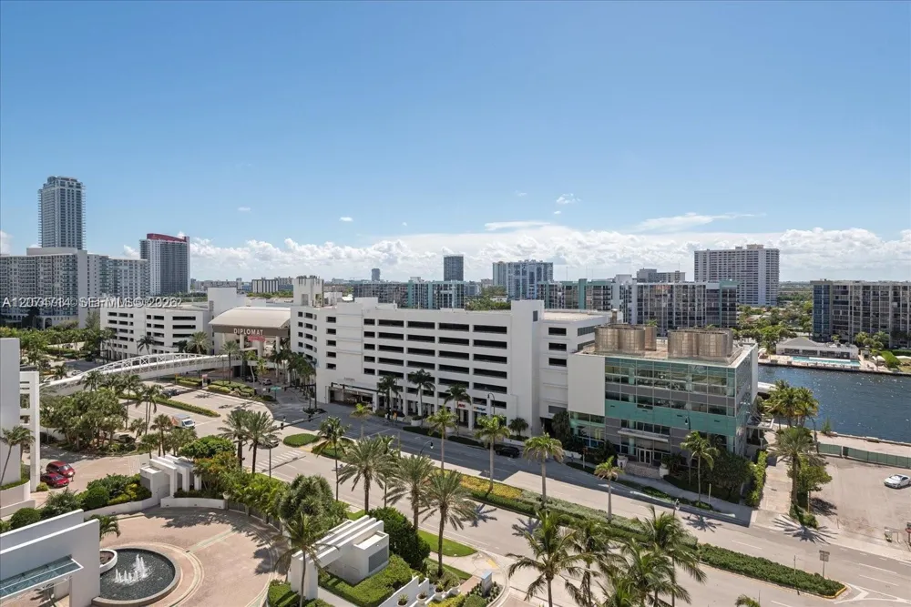 3505 S Ocean Dr #1101 Hollywood, FL 33019