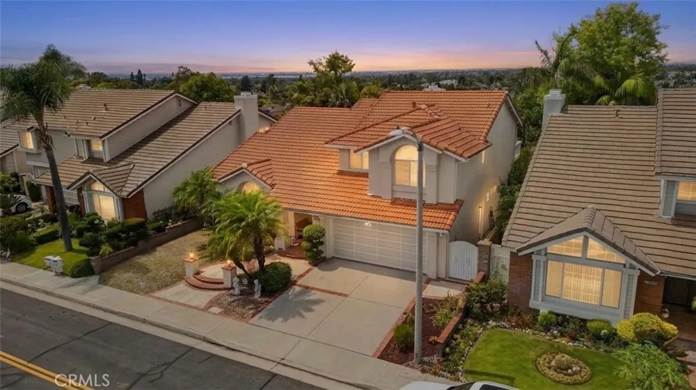 16027 Crestline La Mirada, CA 90638