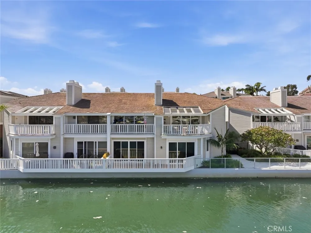 981 Bayside Cove #405 Newport Beach, CA 92660