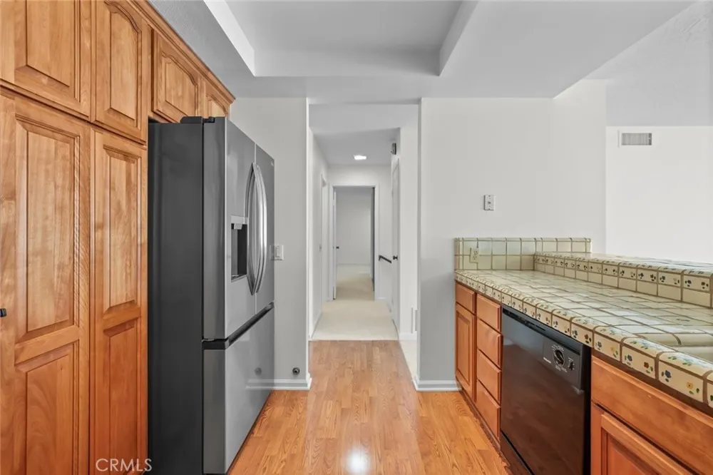 981 Bayside Cove #405 Newport Beach, CA 92660