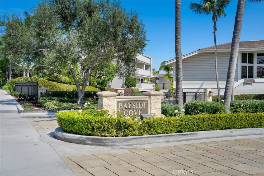 981 Bayside Cove #405 Newport Beach, CA 92660