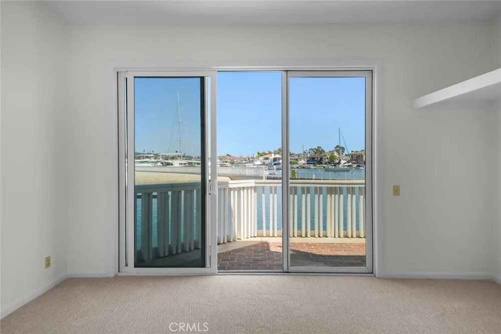 981 Bayside Cove #405 Newport Beach, CA 92660