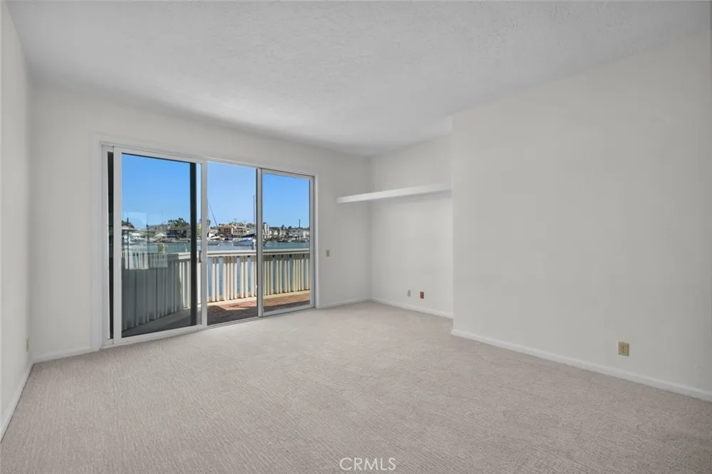 981 Bayside Cove #405 Newport Beach, CA 92660
