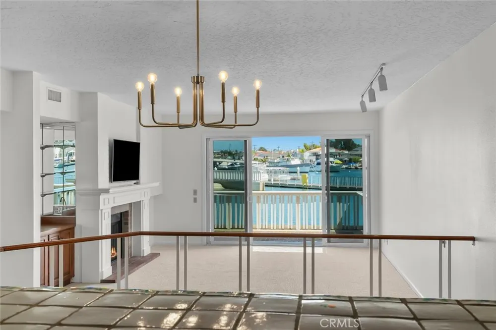 981 Bayside Cove #405 Newport Beach, CA 92660