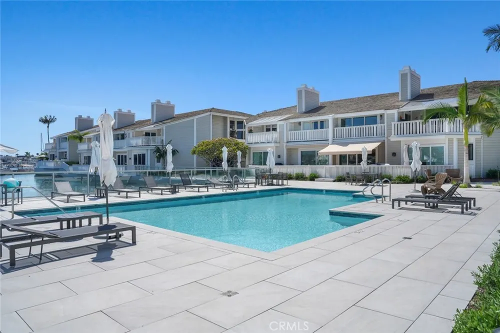 981 Bayside Cove #405 Newport Beach, CA 92660