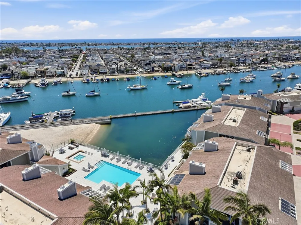 981 Bayside Cove #405 Newport Beach, CA 92660