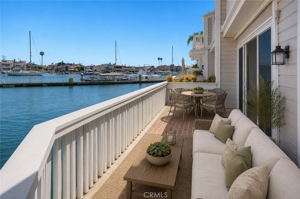 981 Bayside Cove #405 Newport Beach, CA 92660