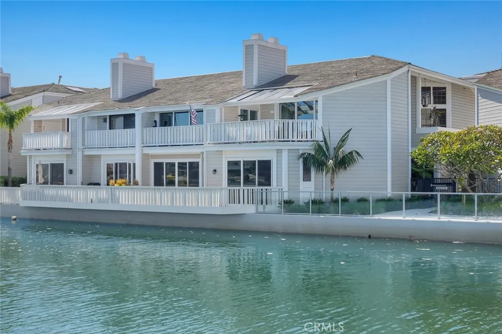 981 Bayside Cove #405 Newport Beach, CA 92660