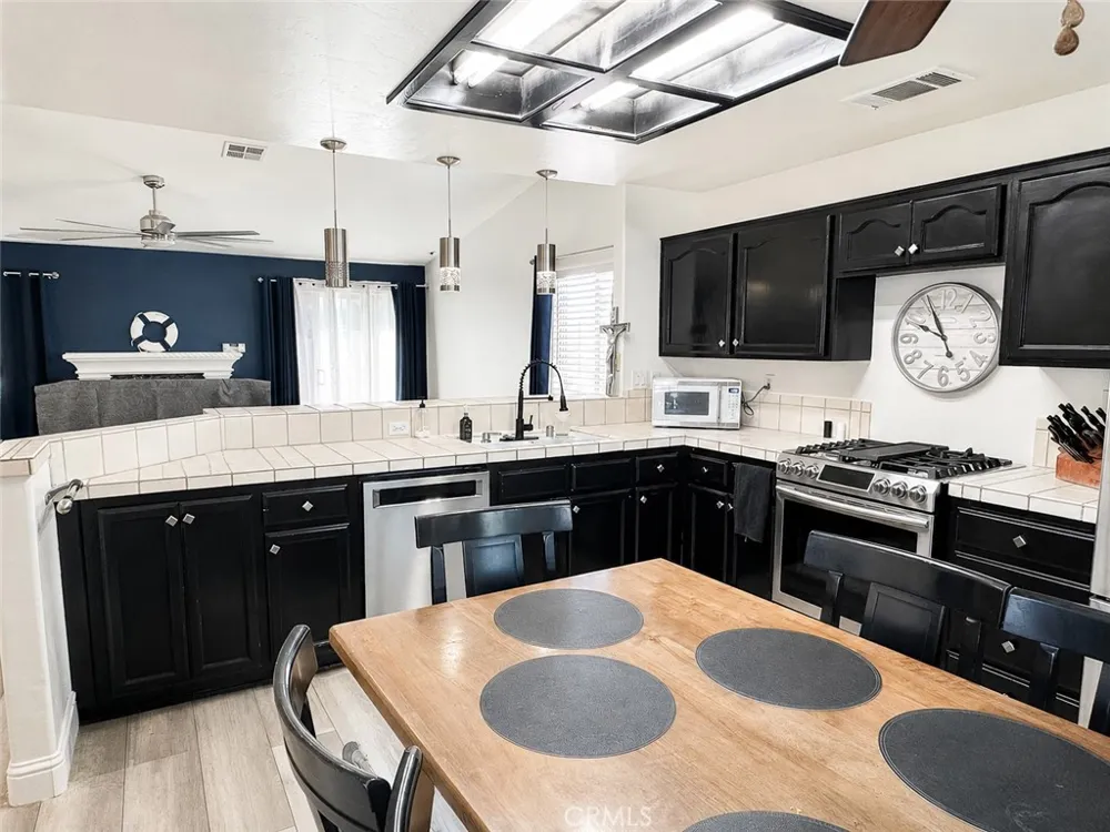 7212 Akers Road Bakersfield, CA 93313