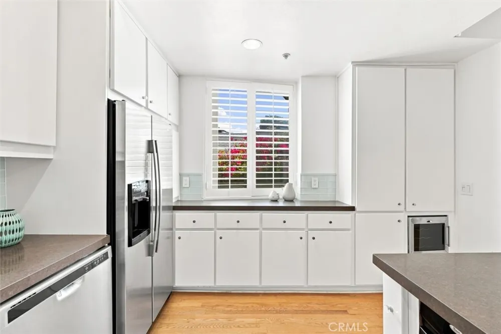 943 14th Street #101 Santa Monica, CA 90403