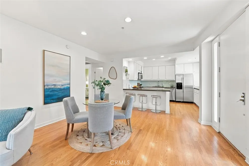 943 14th Street #101 Santa Monica, CA 90403