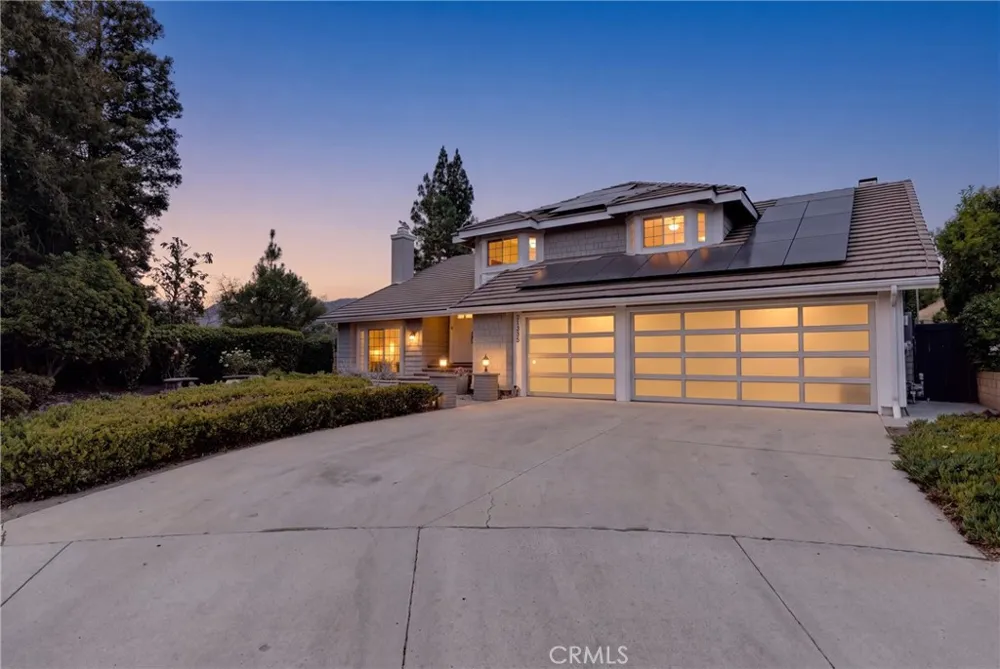 21335 Dove Chatsworth, CA 91311