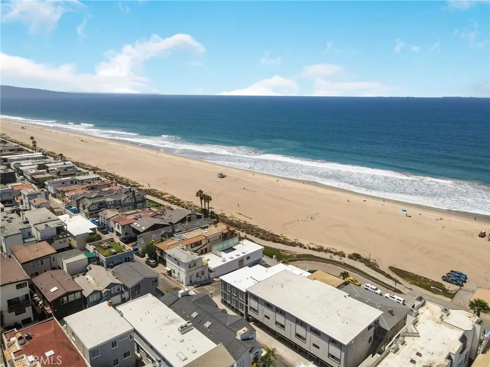 3600 The Strand #A Manhattan Beach, CA 90266