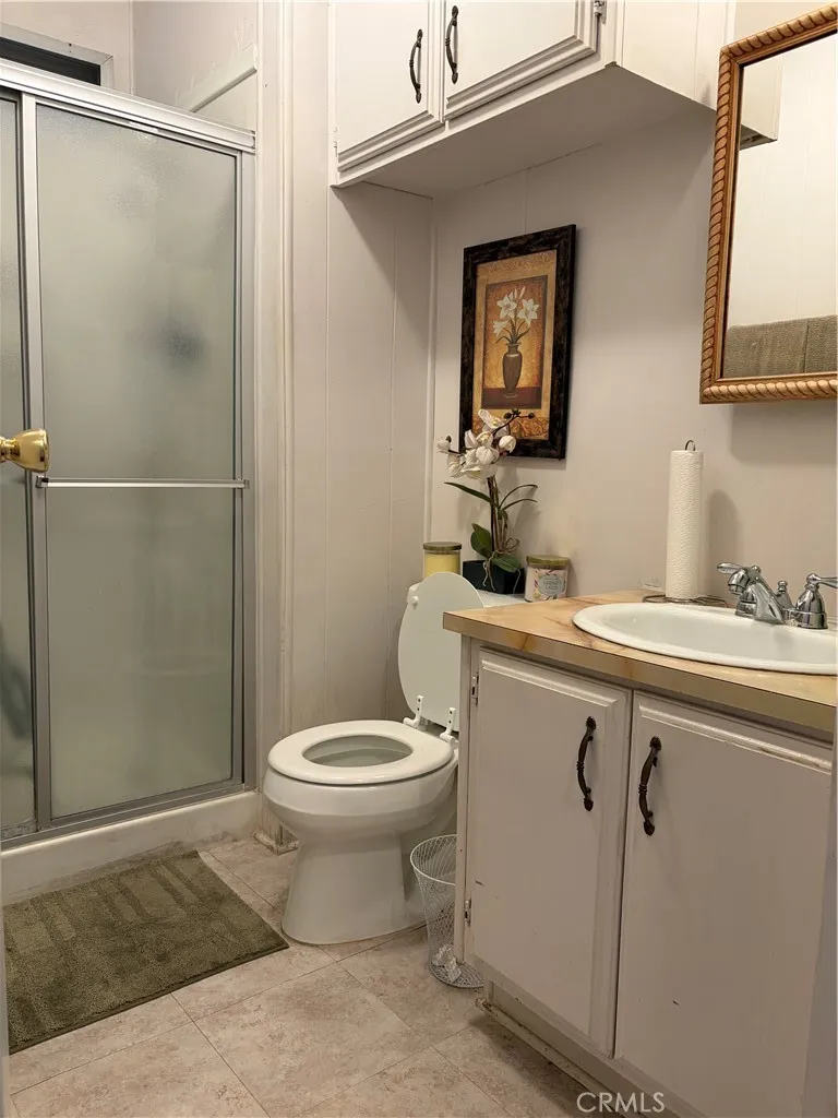 26031 Kentia Palm Homeland, CA 92548
