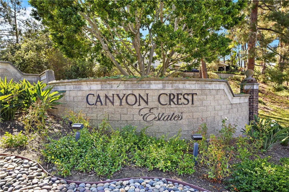 22661 Sweetmeadow Mission Viejo, CA 92692