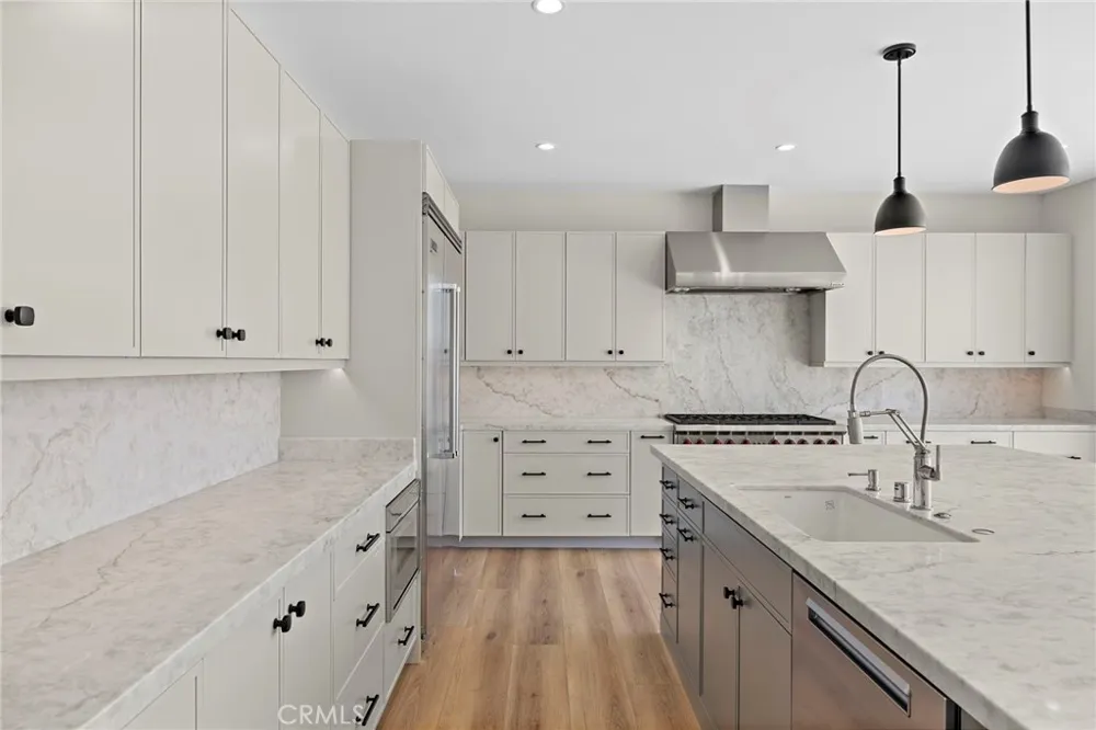 22661 Sweetmeadow Mission Viejo, CA 92692