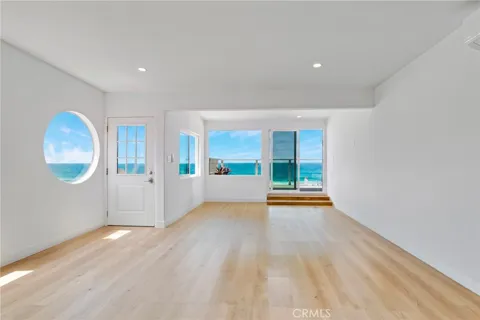 3600 The Strand #C