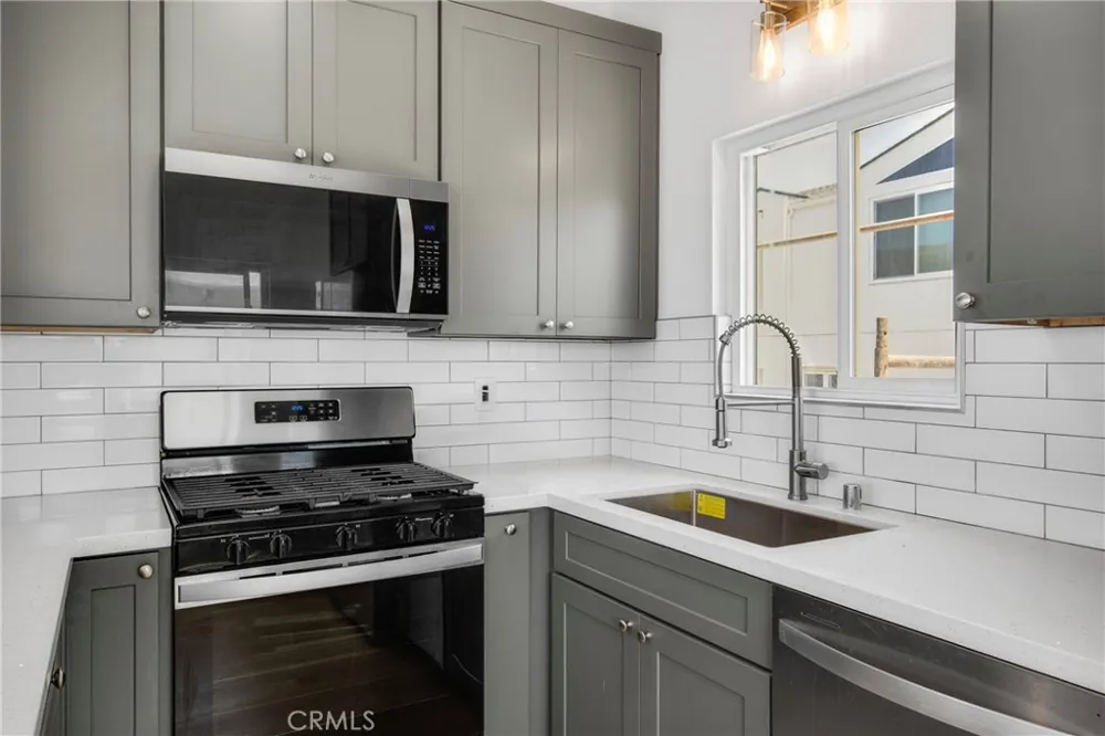 3600 The Strand #C Manhattan Beach, CA 90266
