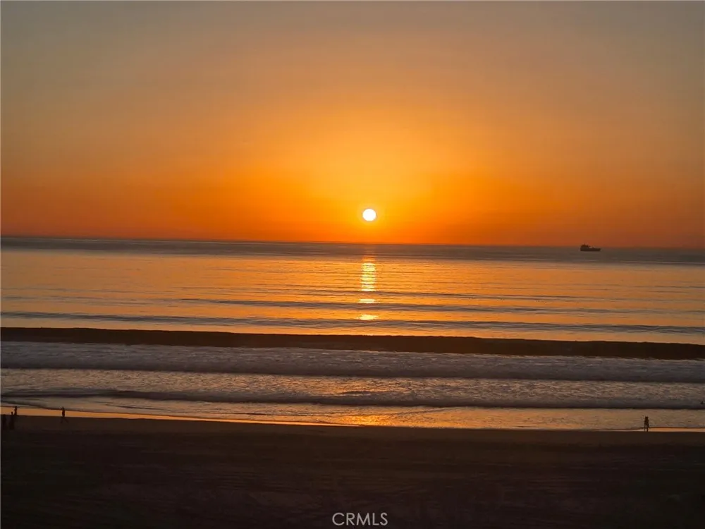 3600 The Strand #C Manhattan Beach, CA 90266